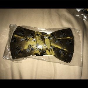 Georgia tech bowtie new nice